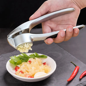 Professional Garlic Press, Soft-Handled Zinc Alloy Garlic Mincer Crusher - Kitchen Tools